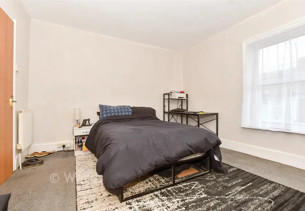 Bedroom 2 - de Burgh Street, Dover, Kent - Wards of Kent