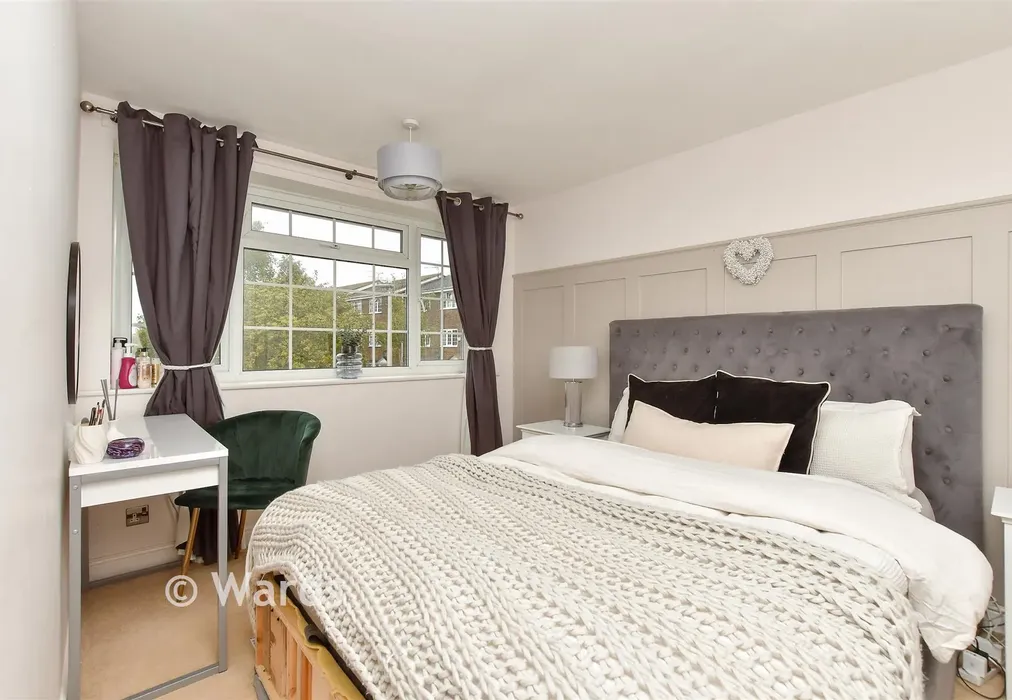 Bedroom 1 - Tilbury Road, Rainham, Kent - Wards of Kent