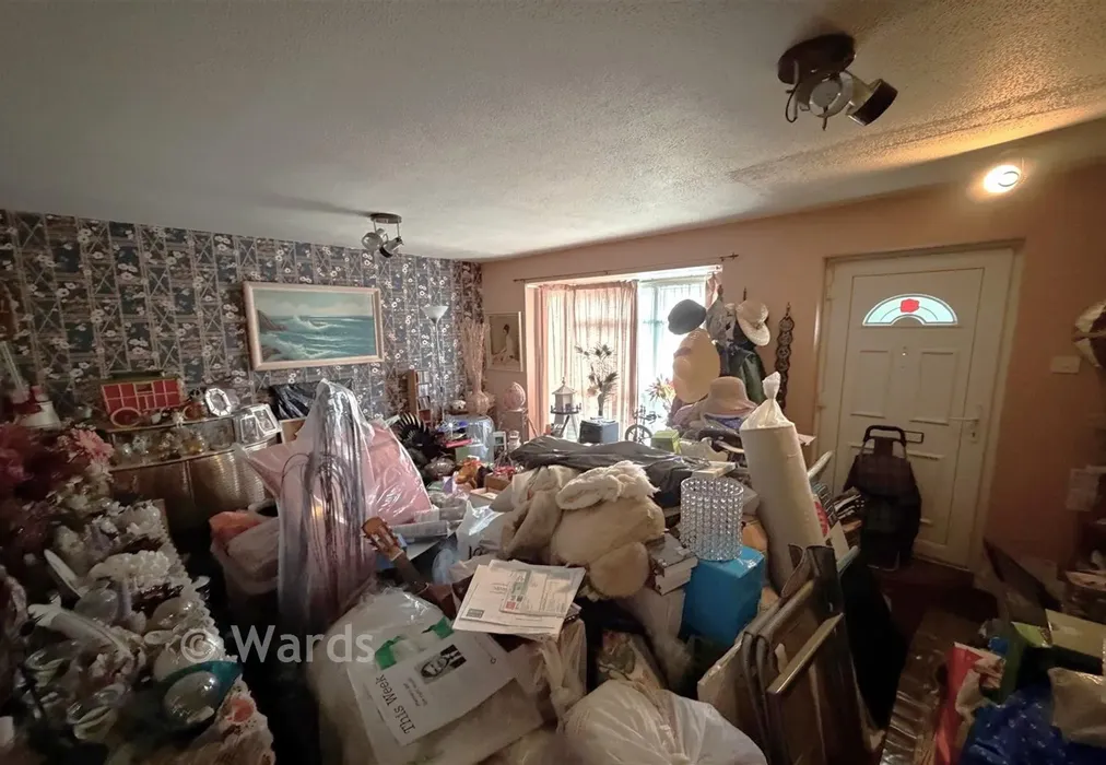 Lounge - Seasalter Close, Warden, Kent - Wards of Kent