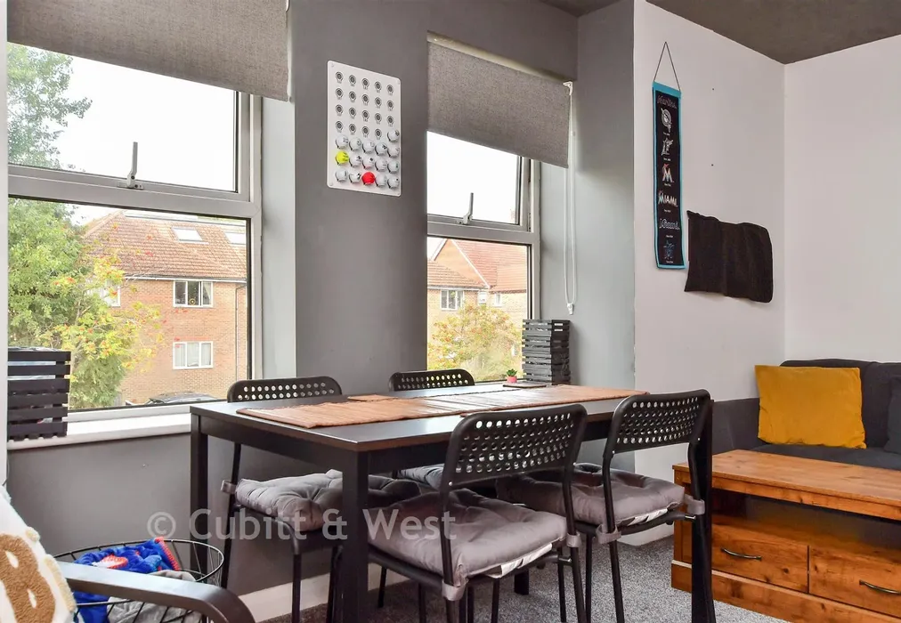 Internal Lifestyle Photograph - Dominion Road, Worthing, West Sussex - Wards of Kent