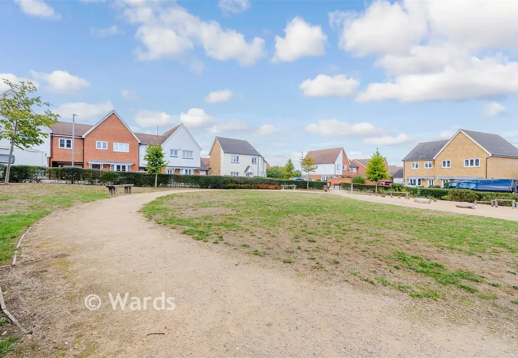 Communal Gardens - Clayhill Gardens, Hoo, Kent - Wards of Kent