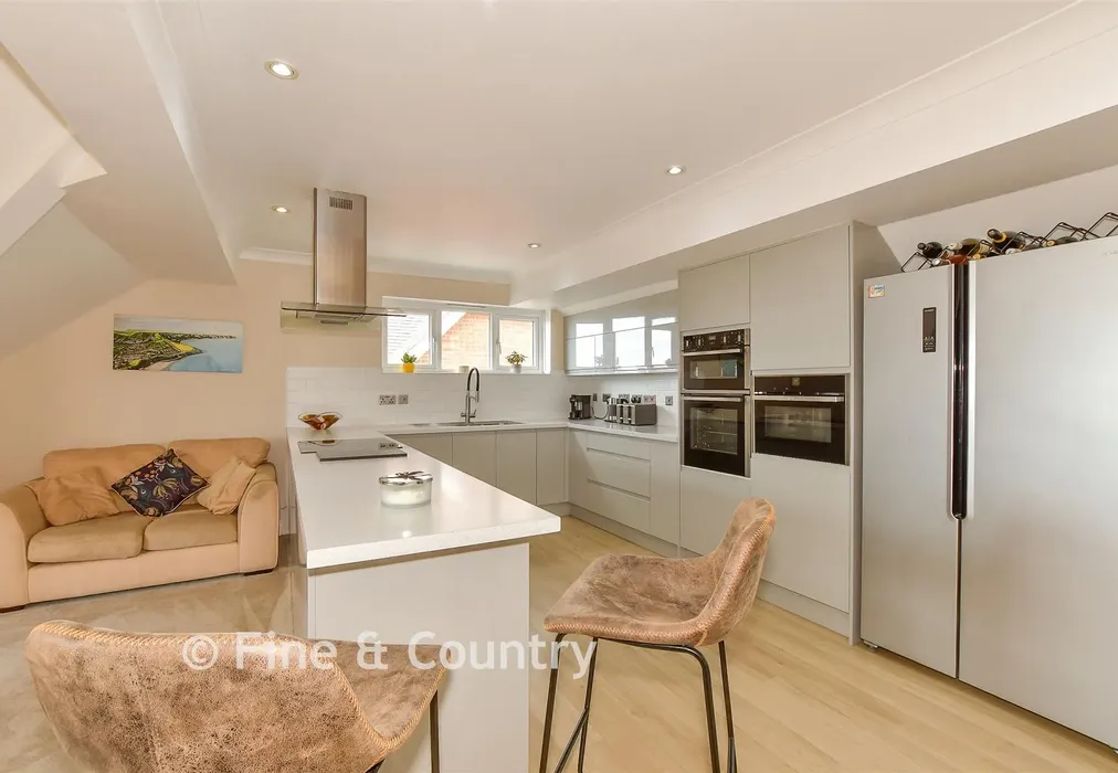 Kitchen/Diner - Hillside Street, Hythe, Kent - Wards of Kent