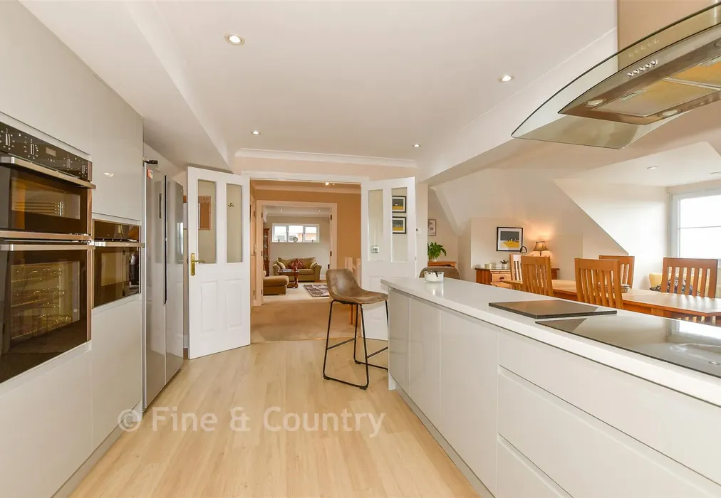 Kitchen/Diner - Hillside Street, Hythe, Kent - Wards of Kent