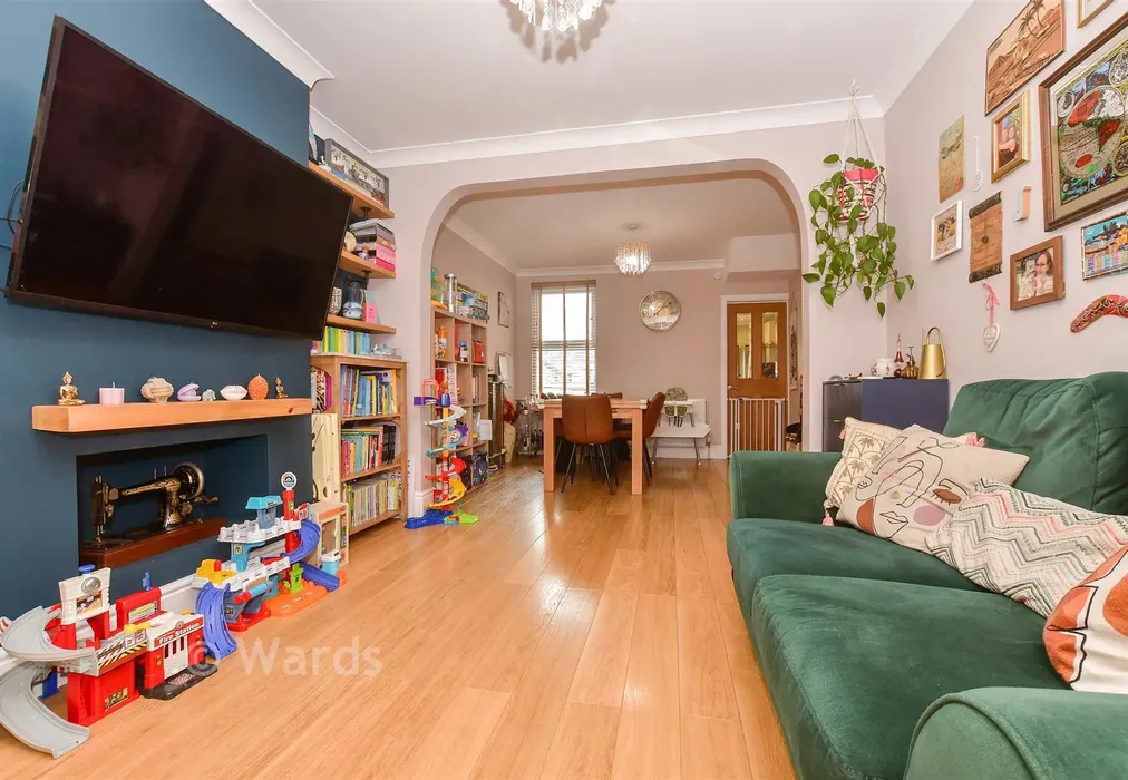 Lounge - Monins Road, Dover, Kent - Wards of Kent