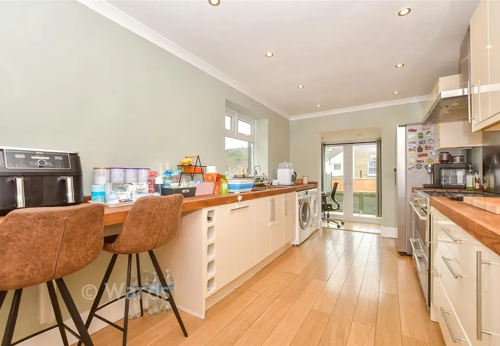 Kitchen/ Breakfast Area - Monins Road, Dover, Kent - Wards of Kent