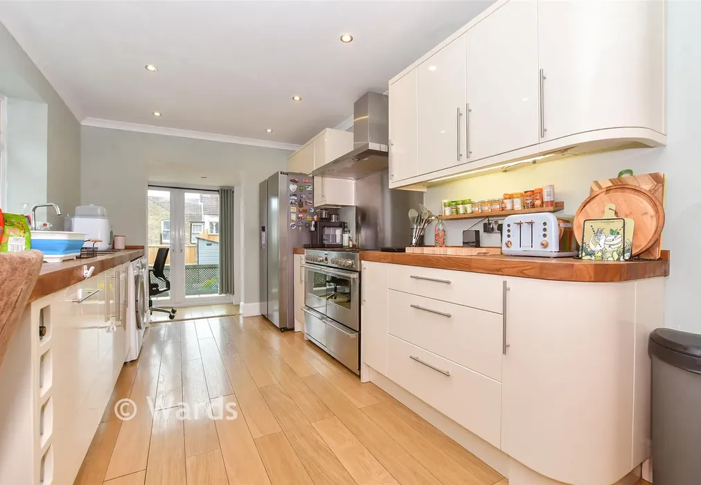 Kitchen/ Breakfast Area - Monins Road, Dover, Kent - Wards of Kent