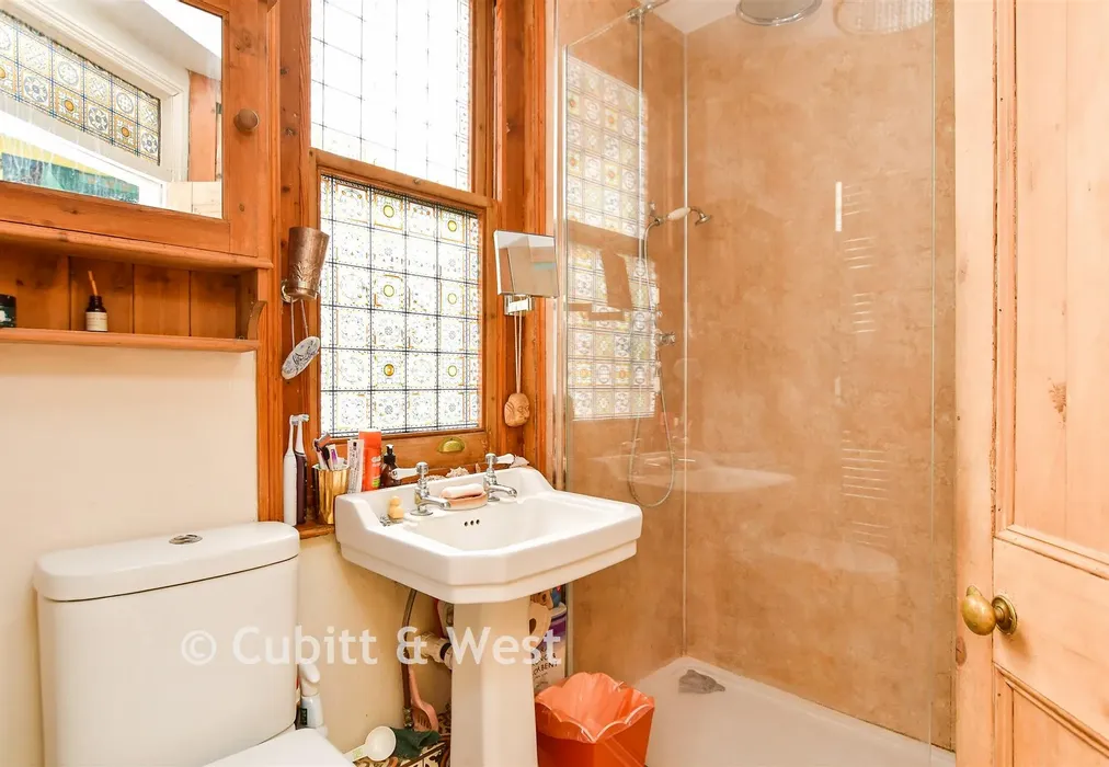 Shower Room - Bates Road, Brighton, East Sussex - Wards of Kent