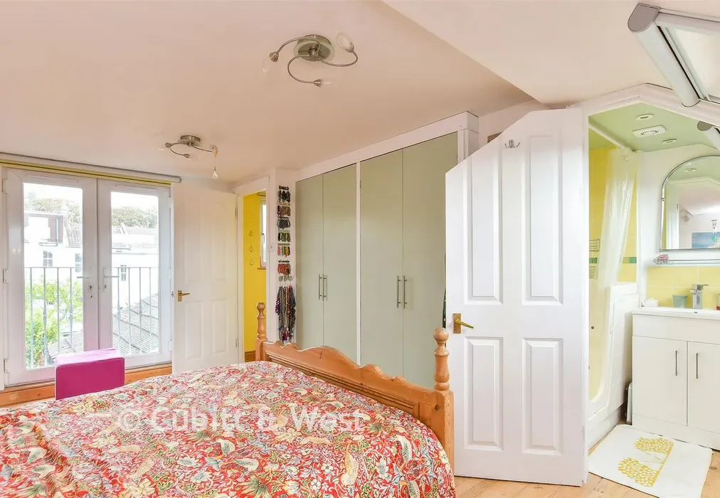 Bedroom 1 - Bates Road, Brighton, East Sussex - Wards of Kent