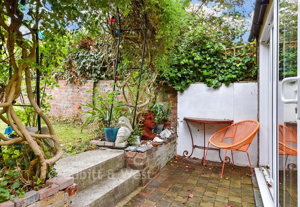 Patio / Decking - Bates Road, Brighton, East Sussex - Wards of Kent