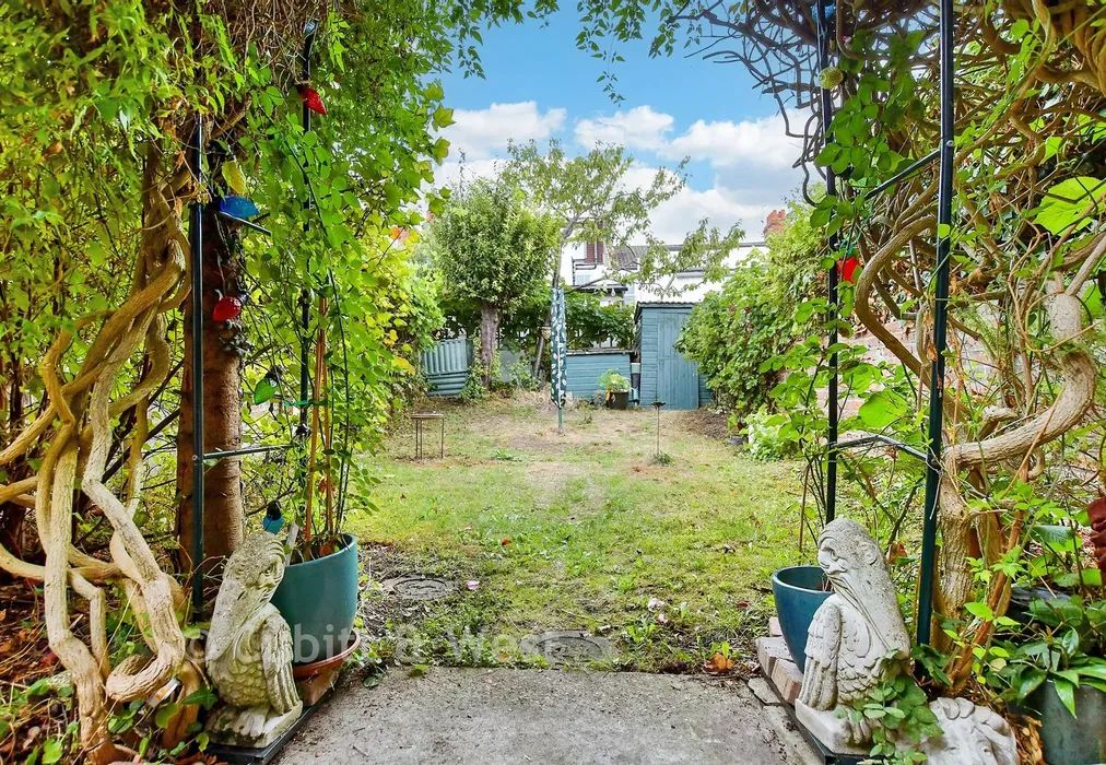 Rear Garden - Bates Road, Brighton, East Sussex - Wards of Kent