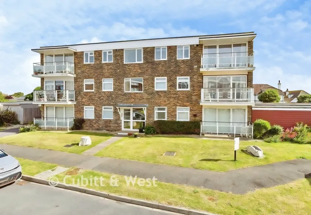 51806ca3-5 - Overstrand Avenue Rustington BN16 - Wards of Kent