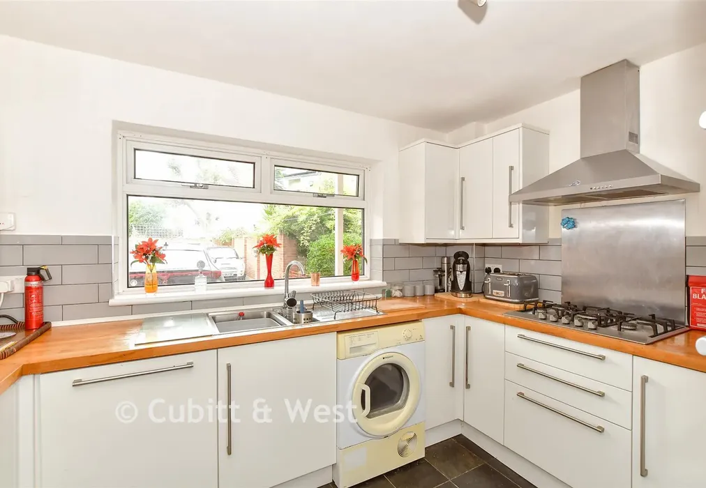 Kitchen - Outram Road, Southsea, Hampshire - Wards of Kent
