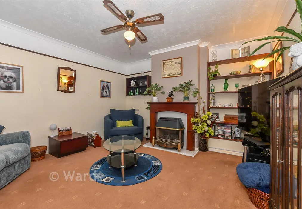 Lounge - Osborne Road, Willesborough, Ashford, Kent - Wards of Kent