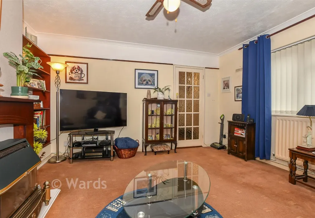 Lounge - Osborne Road, Willesborough, Ashford, Kent - Wards of Kent