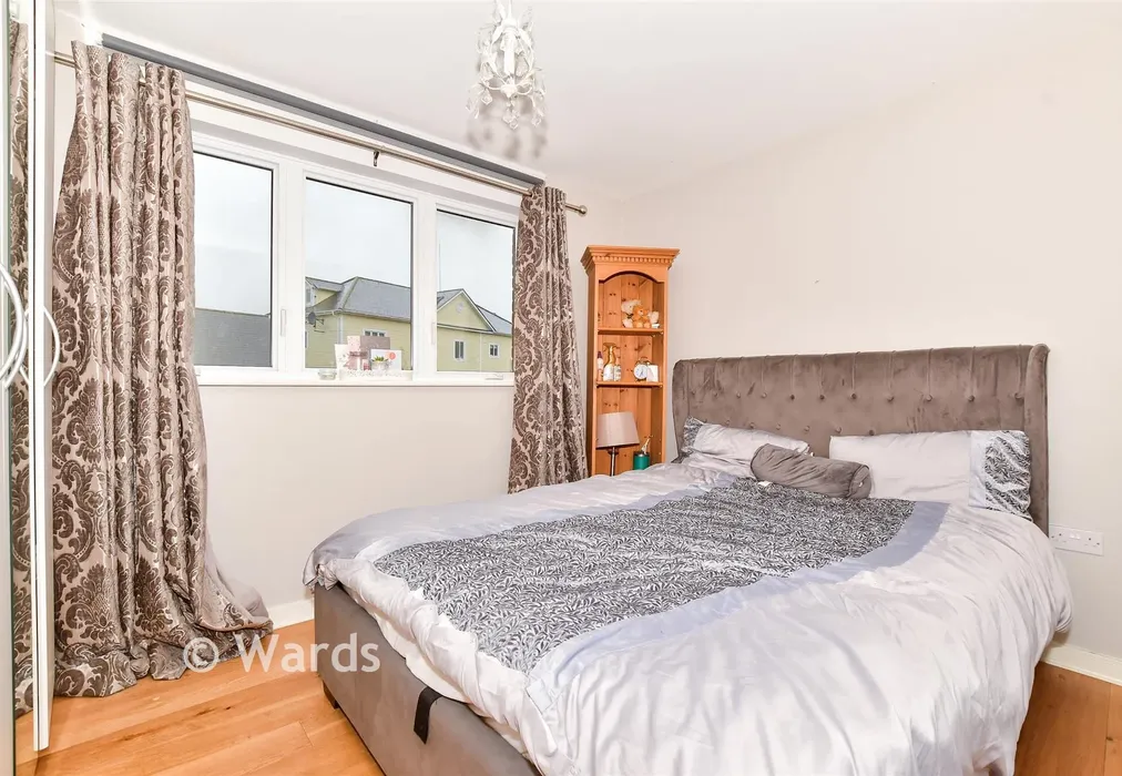 Bedroom 2 - Alisander Close, Snodland, Kent - Wards of Kent