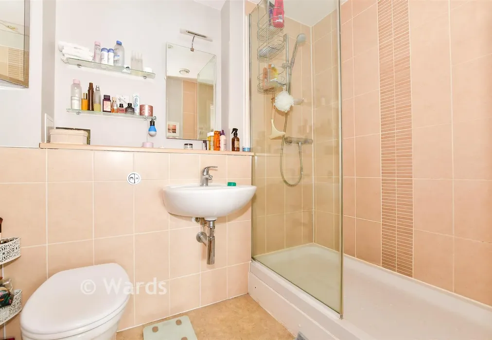 En-Suite Shower Room - Alisander Close, Snodland, Kent - Wards of Kent