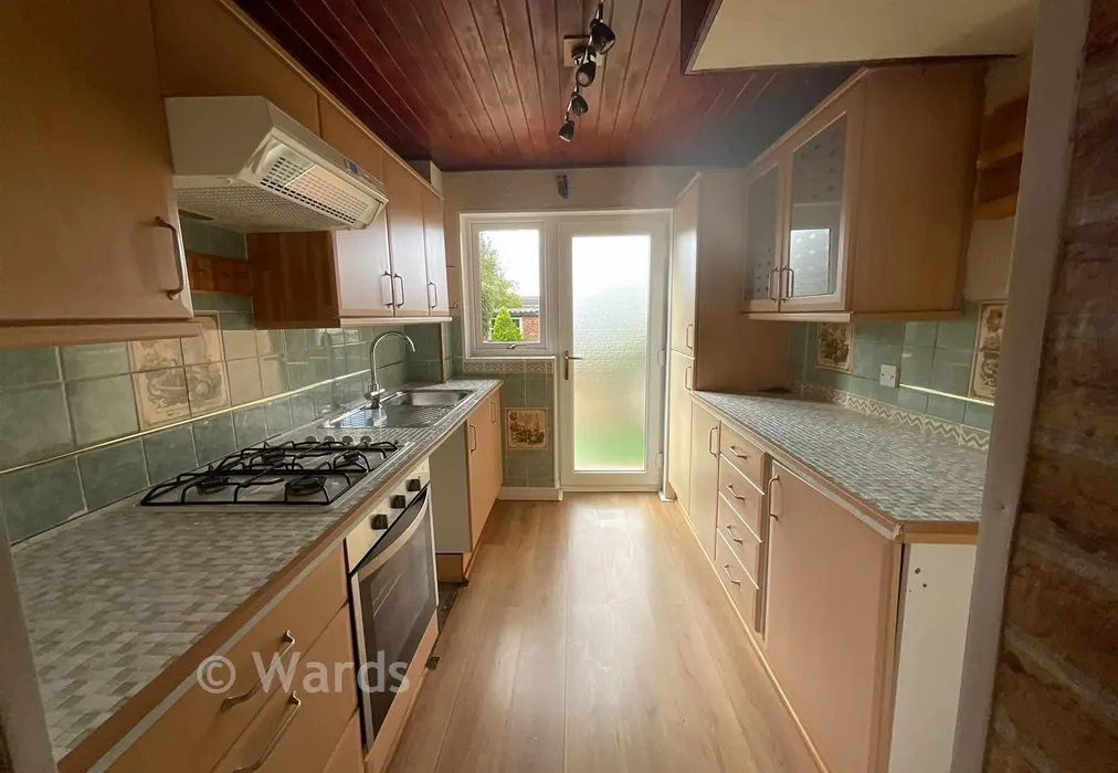 Kitchen - Whinfell Way, Gravesend, Kent - Wards of Kent