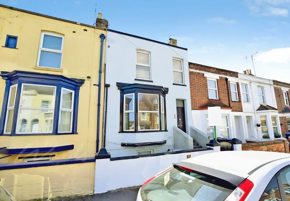 3a376469-Front 20... - Alexandra Road Margate CT9 - Wards of Kent