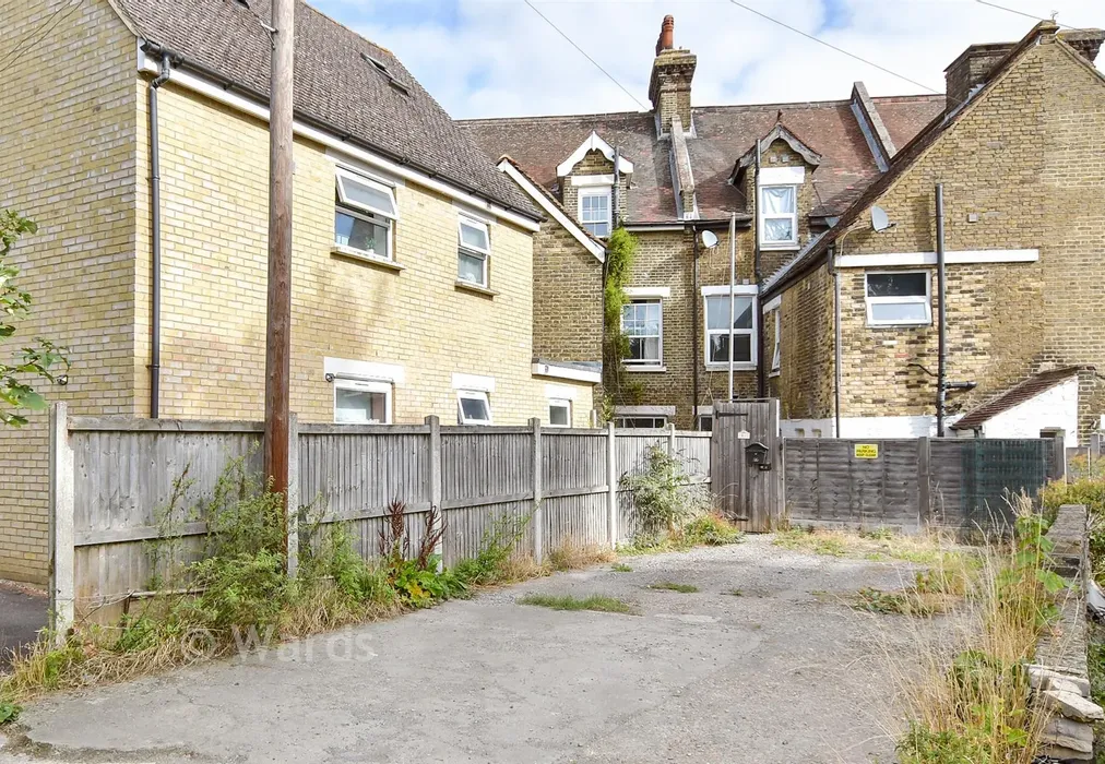 Driveway/Parking - London Road, Strood, Rochester, Kent - Wards of Kent