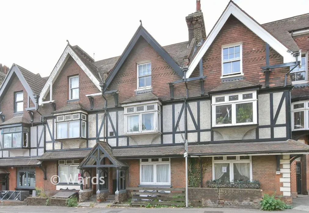External (Web) - London Road, Strood, Rochester, Kent - Wards of Kent