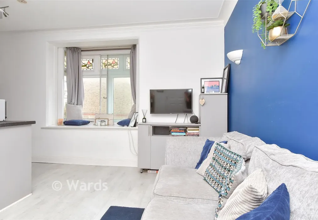 Kitchen/ Living Area - London Road, Strood, Rochester, Kent - Wards of Kent