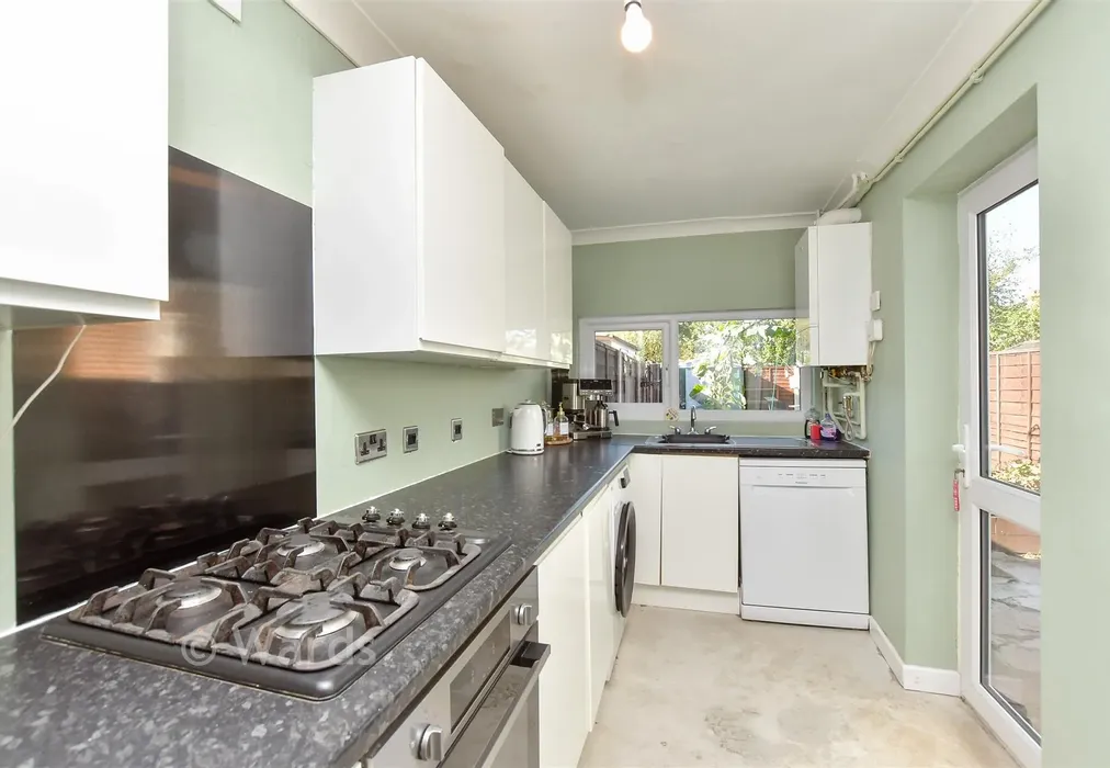 Kitchen - Carlton Avenue, Sheerness, Kent - Wards of Kent