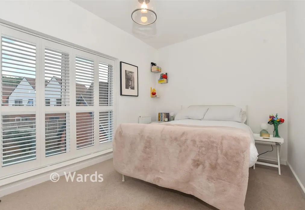 Bedroom 2 - Woodland Rise, Chilmington Green, Kent - Wards of Kent