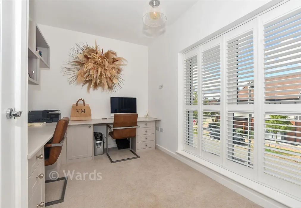 Bedroom 3 - Woodland Rise, Chilmington Green, Kent - Wards of Kent