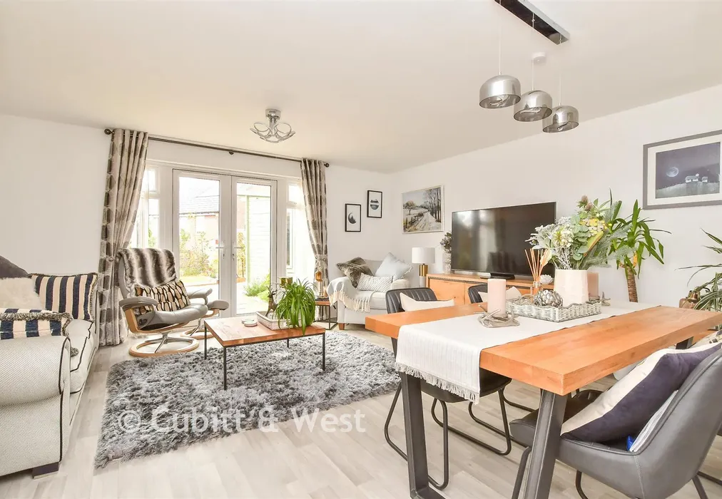 Lounge/ Diner - Fig Tree Lane, Walberton, Arundel, West Sussex - Wards of Kent