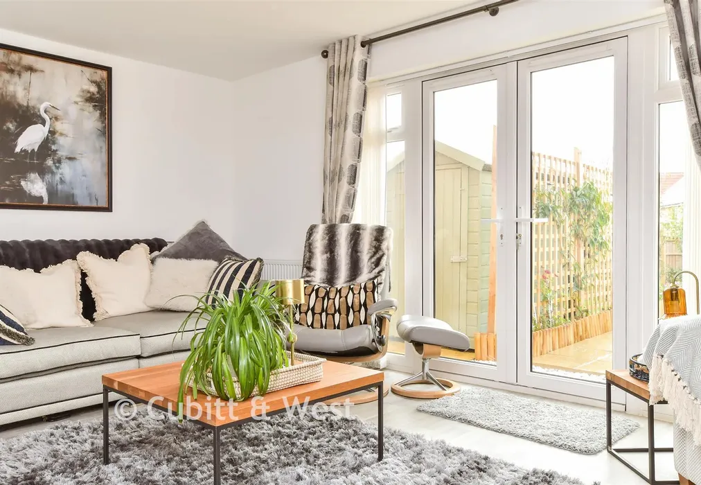 Internal Lifestyle Photograph - Fig Tree Lane, Walberton, Arundel, West Sussex - Wards of Kent