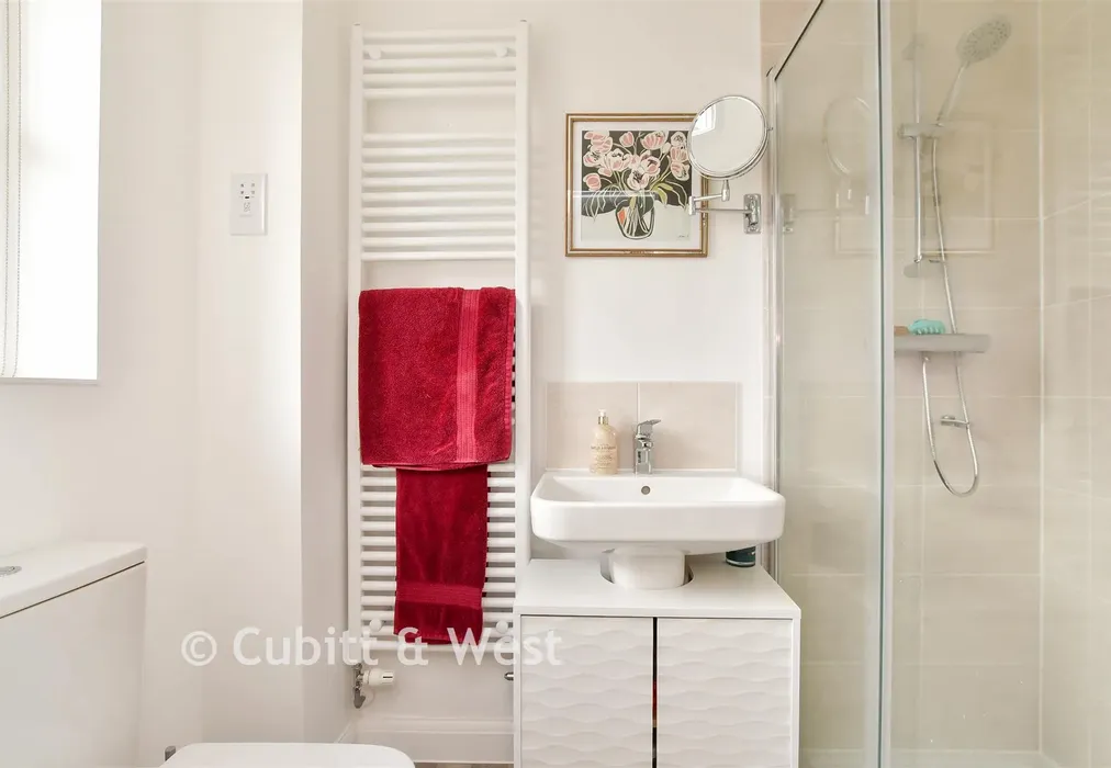 En-Suite Shower Room - Fig Tree Lane, Walberton, Arundel, West Sussex - Wards of Kent