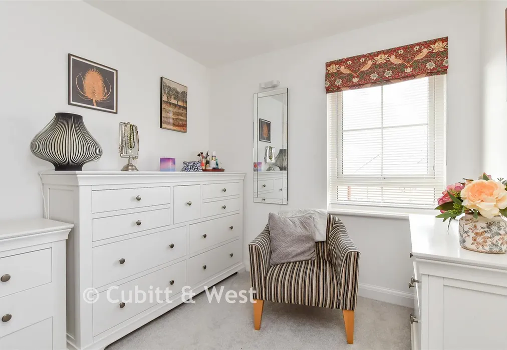 Bedroom 3 - Fig Tree Lane, Walberton, Arundel, West Sussex - Wards of Kent