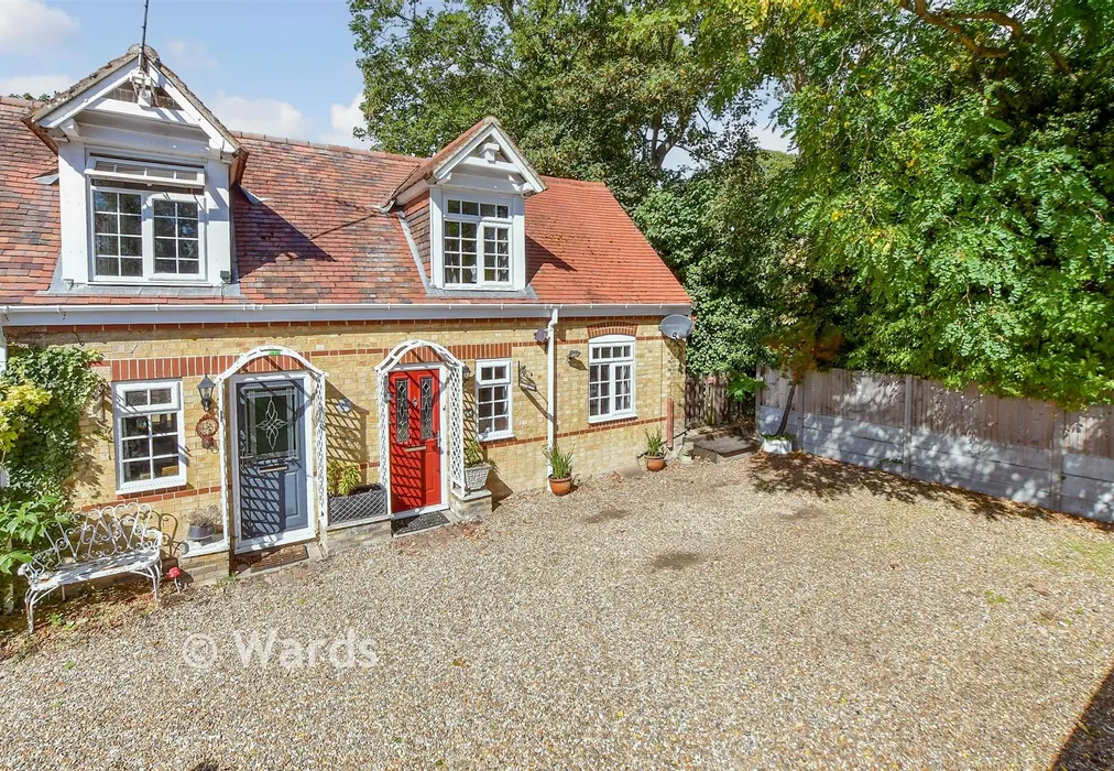 External (Brochure) - Dilnot Lane, Acol, Kent - Wards of Kent