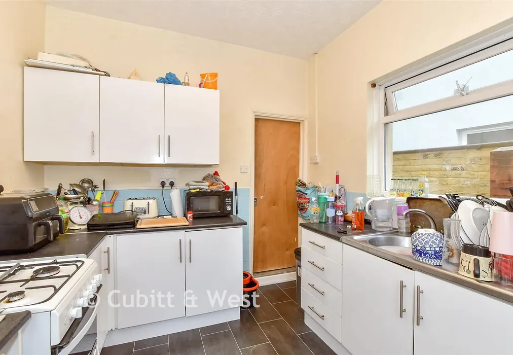 Kitchen - Jubilee Road, Southsea, Hampshire - Wards of Kent