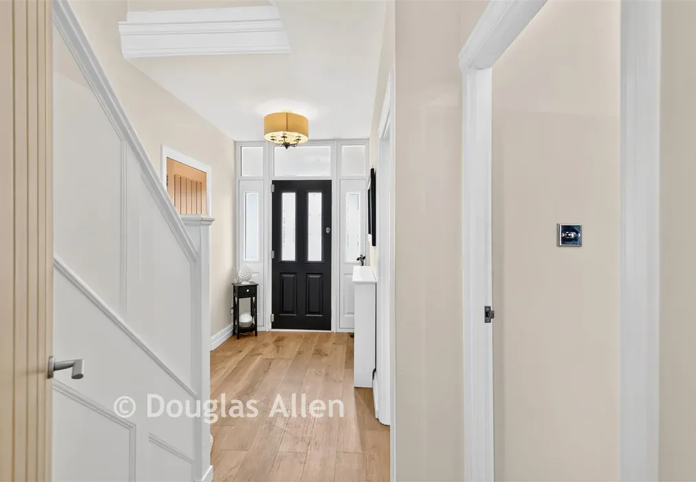 Hallway - Glamis Drive, Hornchurch, Essex - Wards of Kent