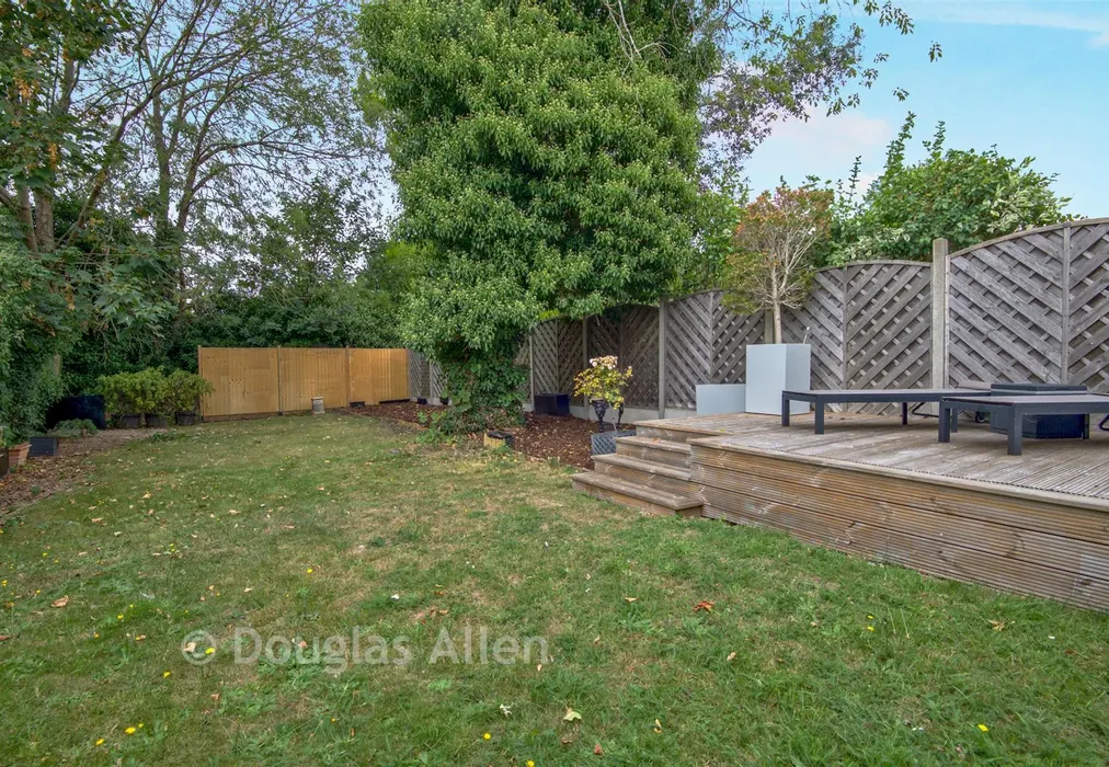 Rear Garden - Glamis Drive, Hornchurch, Essex - Wards of Kent
