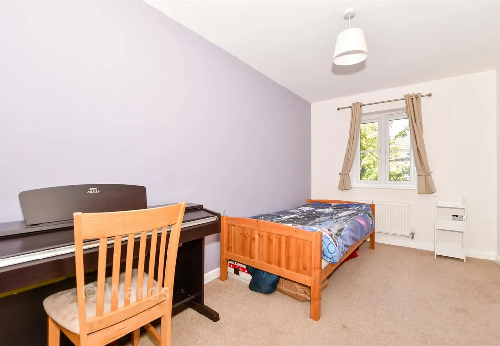 Bedroom 3 - The Farrows, Maidstone, Kent - Wards of Kent