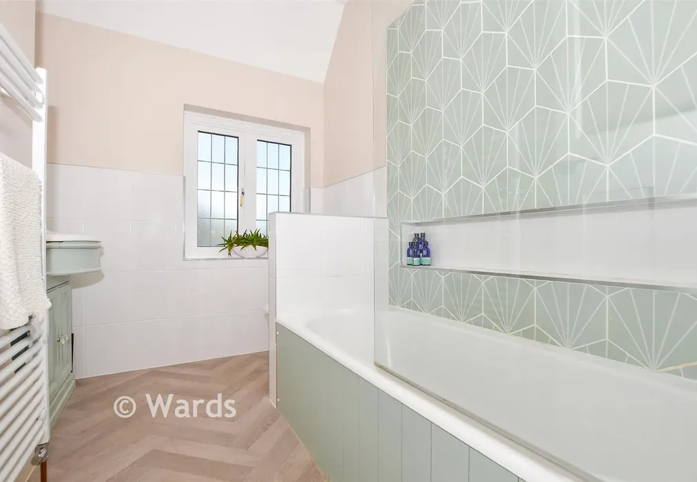 Bathroom - Loose Road, Loose, Maidstone, Kent - Wards of Kent