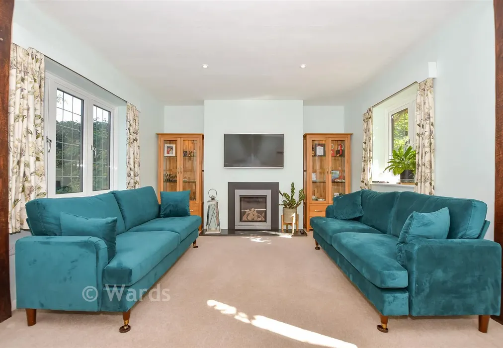 Family Room - Loose Road, Loose, Maidstone, Kent - Wards of Kent
