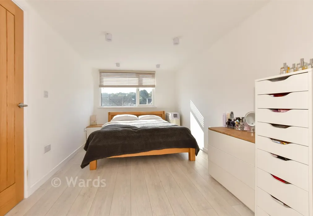 Bedroom 1 - Stour Road, Chartham, Canterbury, Kent - Wards of Kent