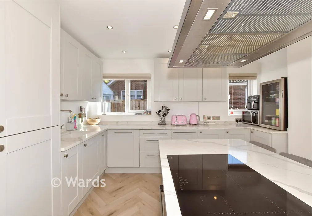 Lounge/ Kitchen/ Diner - Stour Road, Chartham, Canterbury, Kent - Wards of Kent
