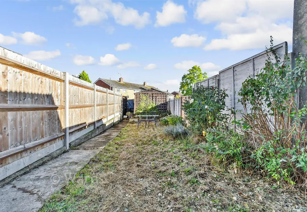 Rear Garden - Tonge Road, Sittingbourne, Kent - Wards of Kent