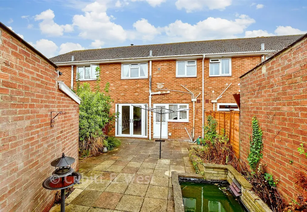 Rear Garden - Meyrick Road, Havant, Hampshire - Wards of Kent