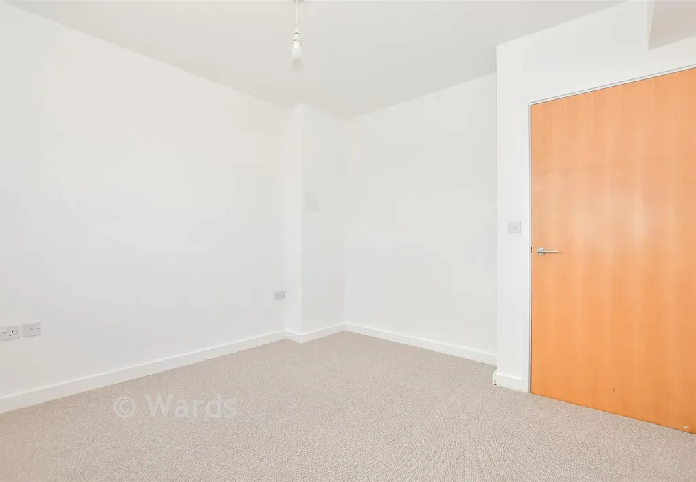 Bedroom 2 - Kingfisher Meadow, Maidstone, Kent - Wards of Kent