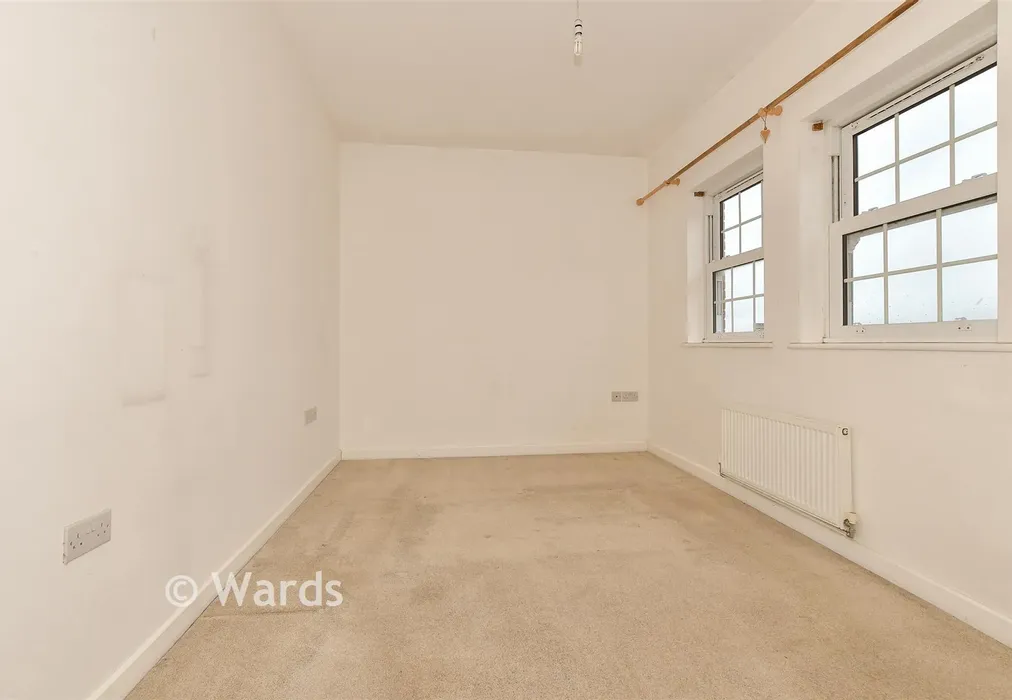 Bedroom 1 - George Roche Road, Canterbury, Kent - Wards of Kent
