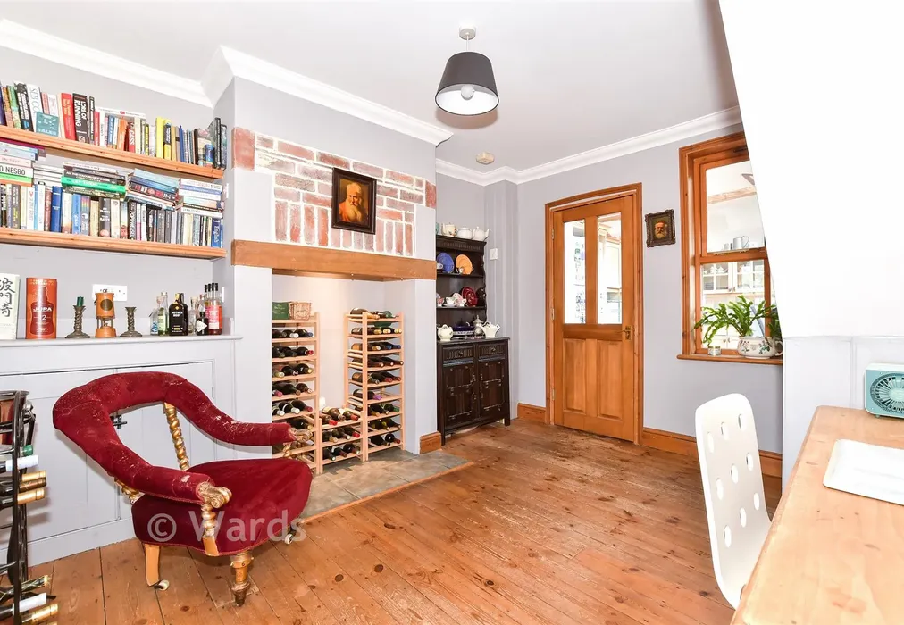 Dining Room - Lees Road, Yalding, Kent - Wards of Kent
