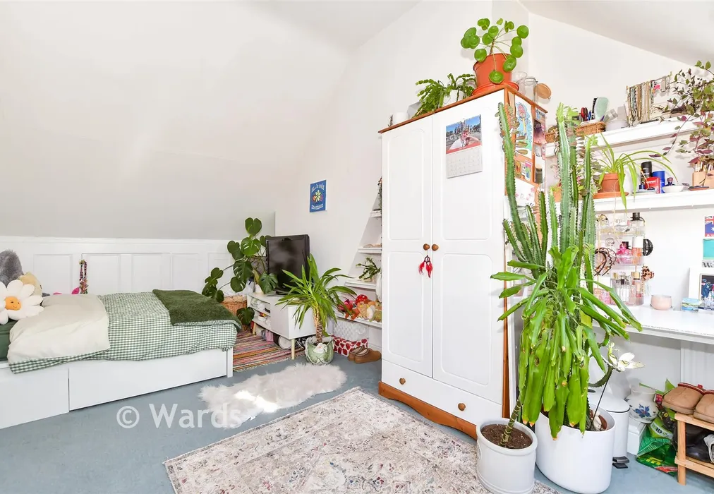 Bedroom 4 - Lees Road, Yalding, Kent - Wards of Kent
