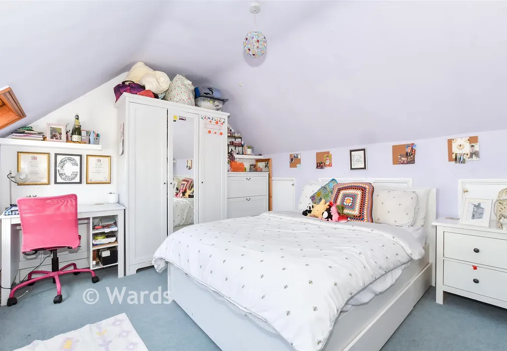 Bedroom 3 - Lees Road, Yalding, Kent - Wards of Kent