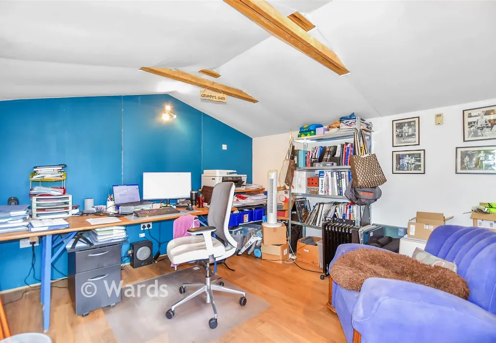 Workshop/Outbuildings - Lees Road, Yalding, Kent - Wards of Kent