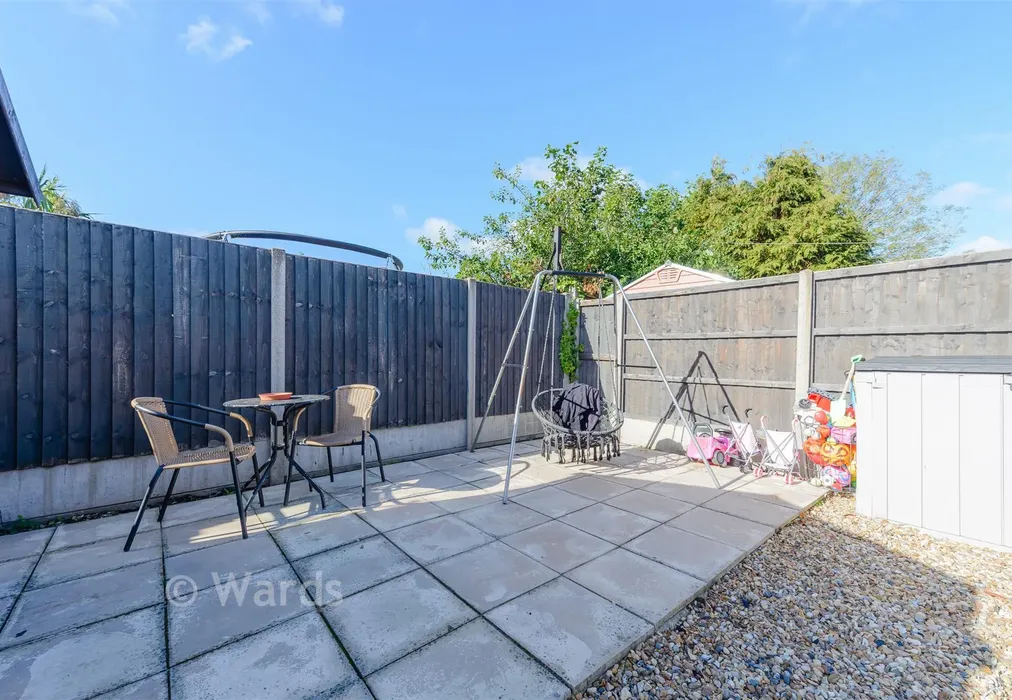 Patio / Decking - Camdale Road, London - Wards of Kent